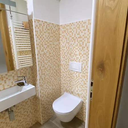Apartma Losko Церкница