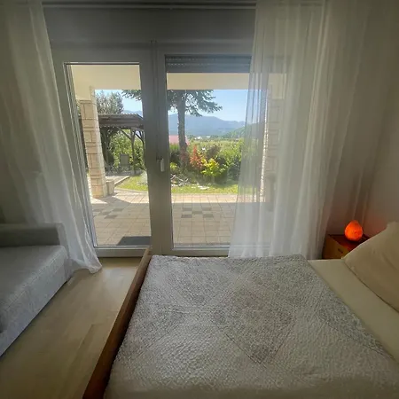 Apartma Losko Appartamento