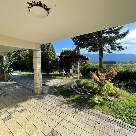 Apartma Losko Apartamento *
